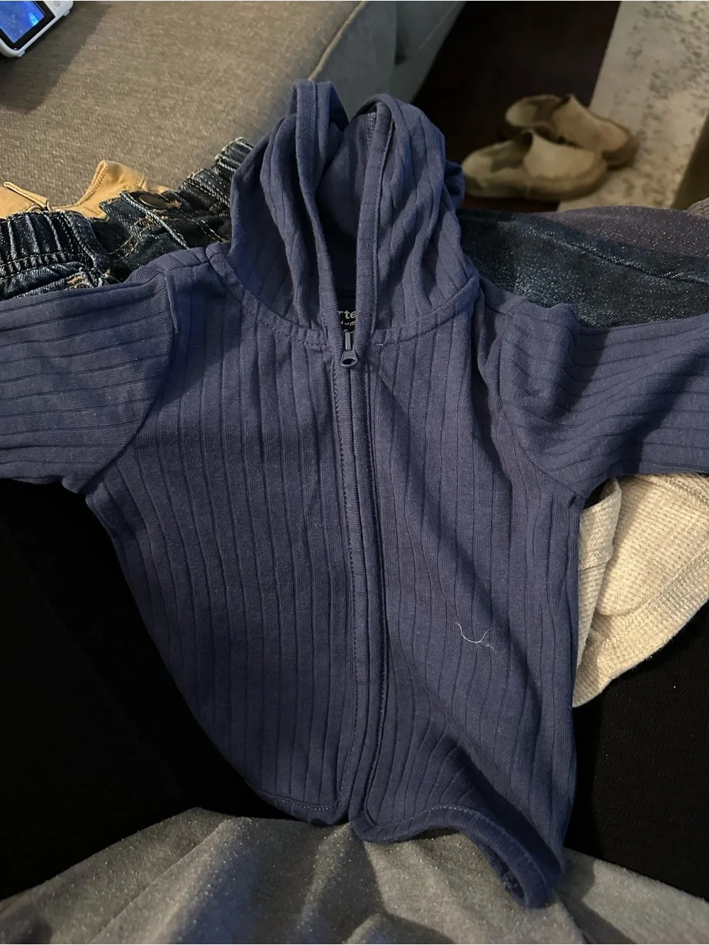 Lot of 11 baby pieces size 6M and 3-6 months